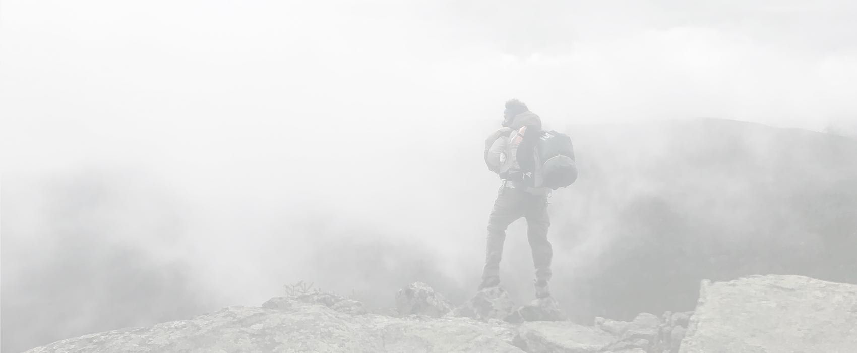 balazs-busznyak-3mtcyvbAqzM-unsplash +51 es Clave | Polo Pima 50/1 Nostálgico